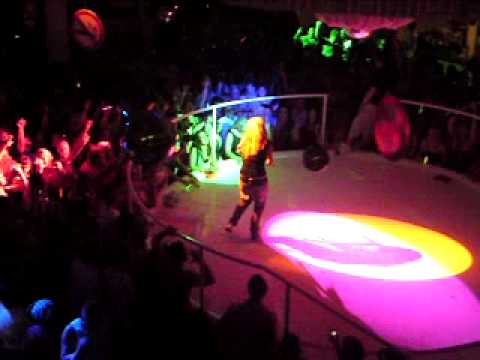Kelly Llorrenna - Set You Free live @ Clubland Es Paradis 07-07-09