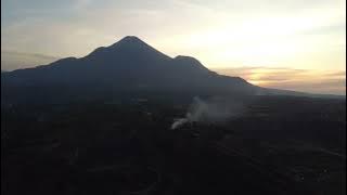 Dari ufuk timur hingga ke ujung barat terukir dengan indah jejak langkahmu