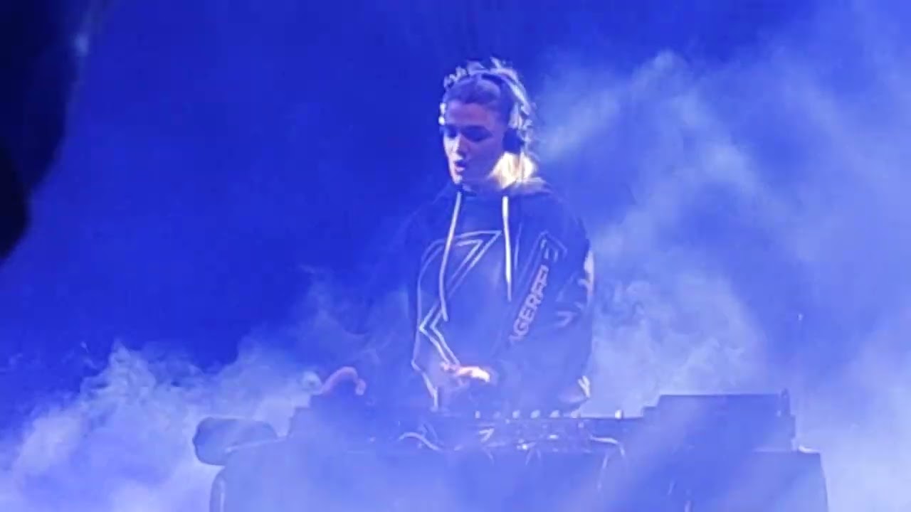 DJ VIOLA CONCERT IN DR SS TANTIA MEDICAL COLLEGE HOSPITAL AND RESEARCH CENTRE TANTIA UNIVERSITY 