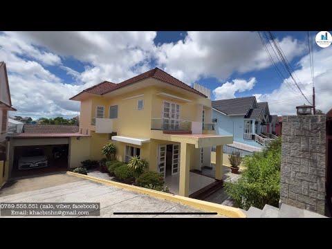 Video Căn biệt thự 32 tỷ nội thất gỗ sang trọng, cực ấm... - YouTube