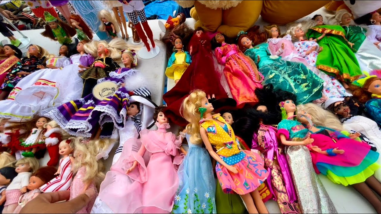 Vintage Barbies de los 80's y 90's en el Tianguis. Vintage 80's & 90's Barbies at Flea market