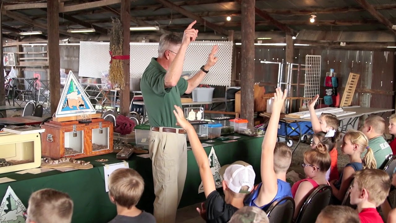 2019 Lincoln County Old Threshers (2) - YouTube