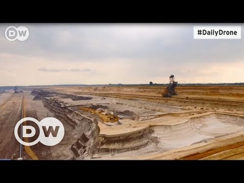 #DailyDrone: Dev maden ocağı: Garzweiler - DW Türkçe