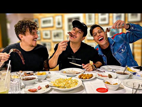MEU PRIMEIRO ALMOÇO FORA DE CASA!
