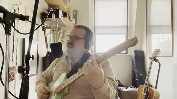 Vilray sings 