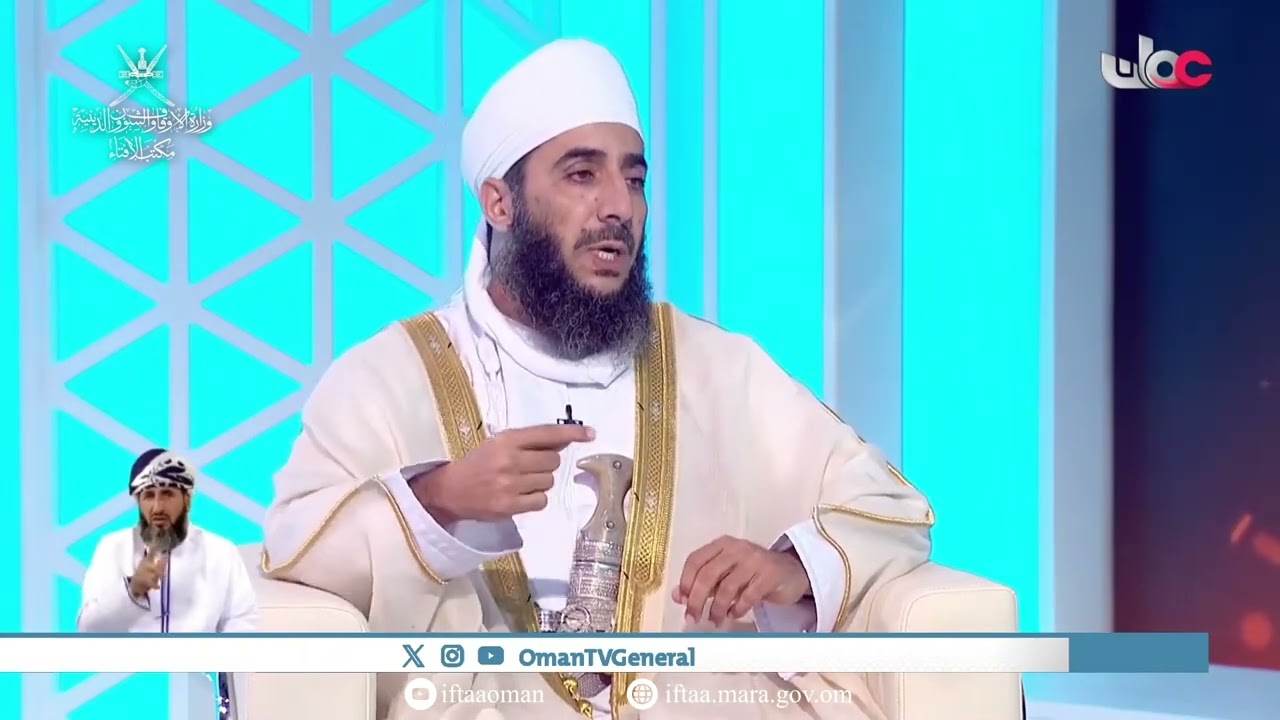 مكافأة الأب لأحد أبنائه بسبب إحسانه! #سؤال_أهل_الذكر