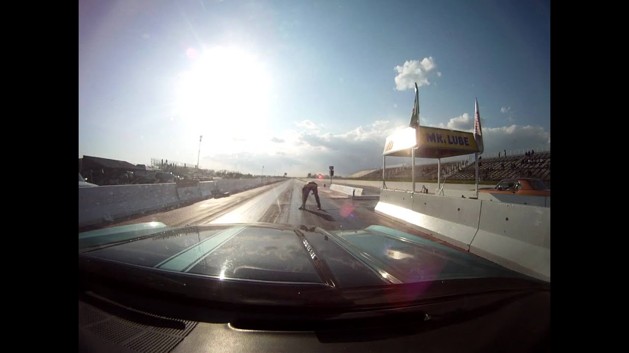 GOPRO Drag racing a 1970 Chevelle SS 454 - YouTube