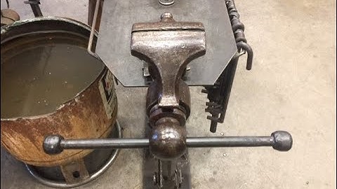 Making a Post Vise Handle with Dereck Glaser at NESM