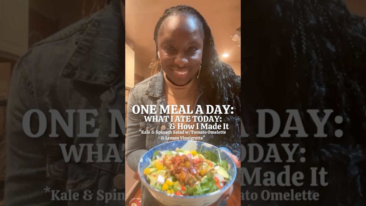 ONE MEAL A DAY: Kale & Spinach Salad with Tomato Omelette & Lemon Vinaigrette