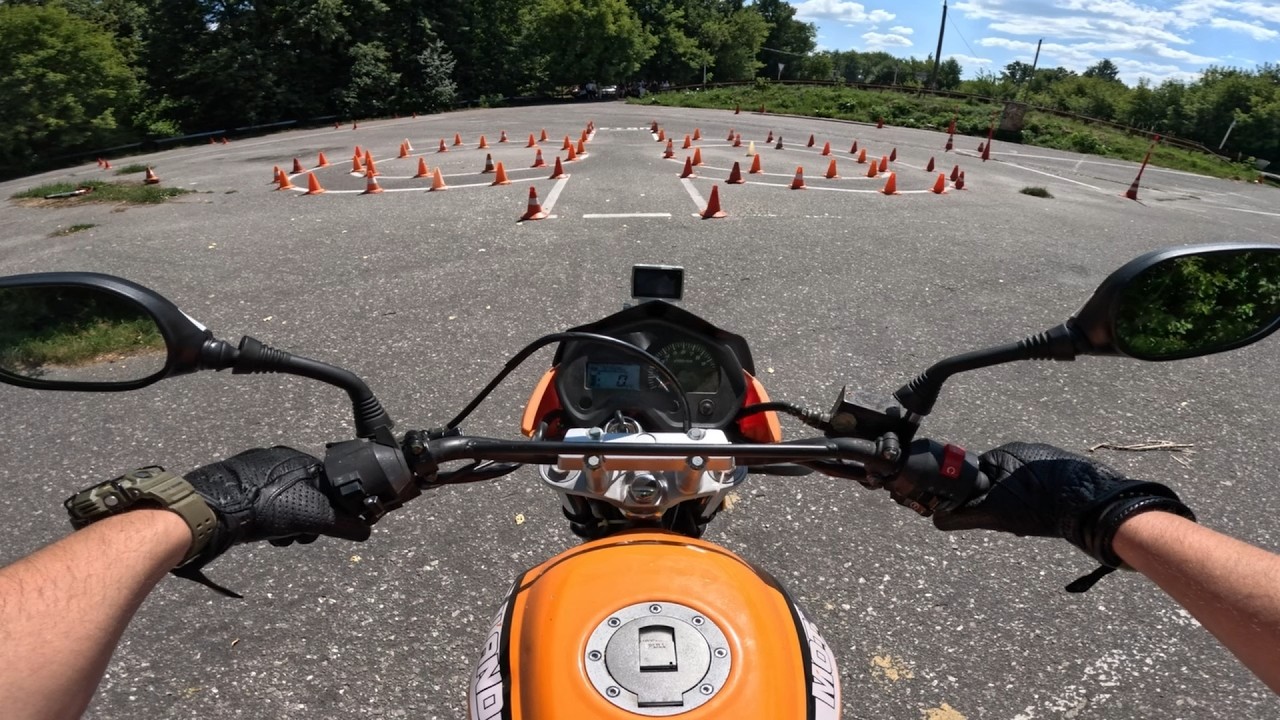 Экзамен в ГИБДД на категорию А.