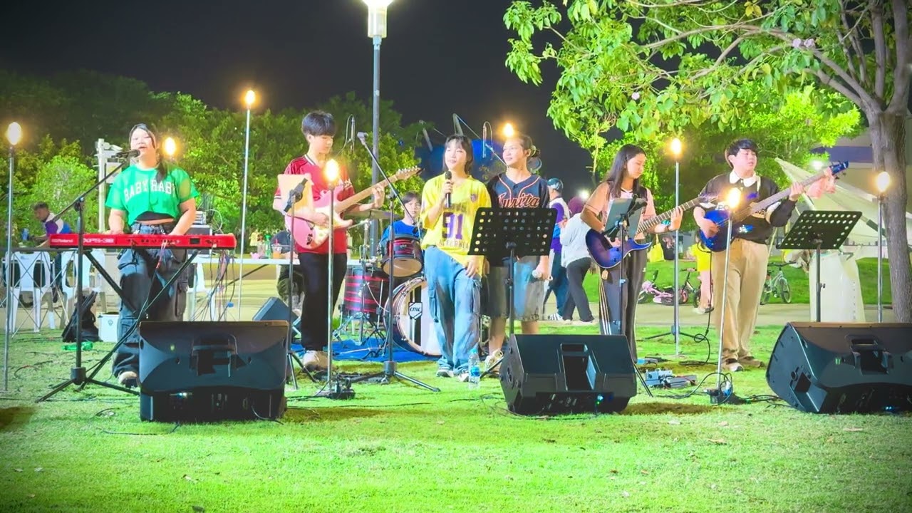 Non stop hits Pantone Musicband - สนามปั่นจักรยานเจริญสุขมงคลจิต 21stFeb26