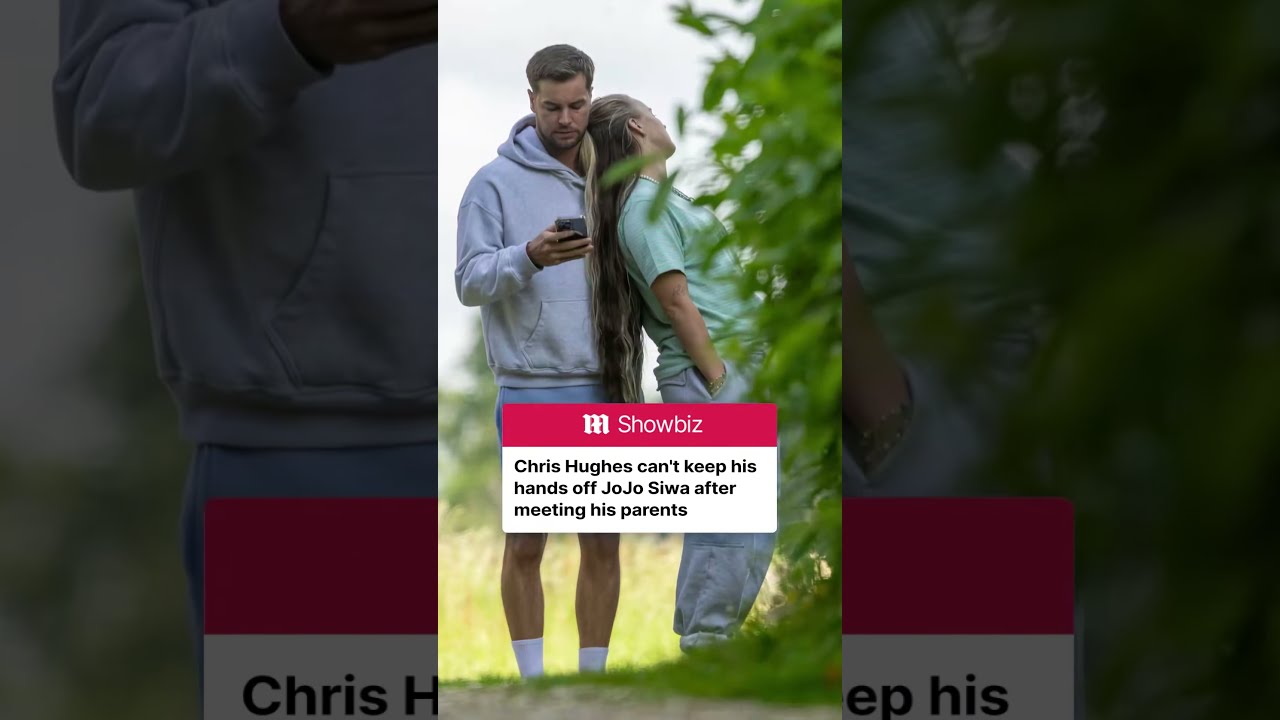 Chris Hughes Can T Keep Hands Off JoJo Siwa After Meeting Parents