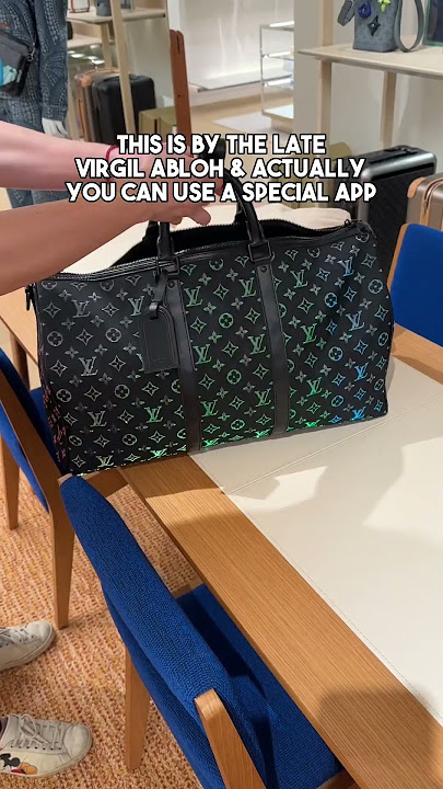 How do I program the Light Up Monogram Keepall's? It's defaulted on rainbow  and I want to change it. : r/Louisvuitton