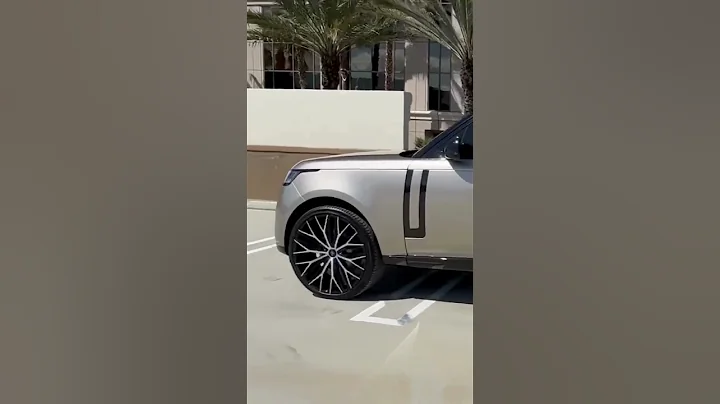 2024 range rover on lexani wheels #rangerover #rangerovervogue #luxurycars.#SHORTS