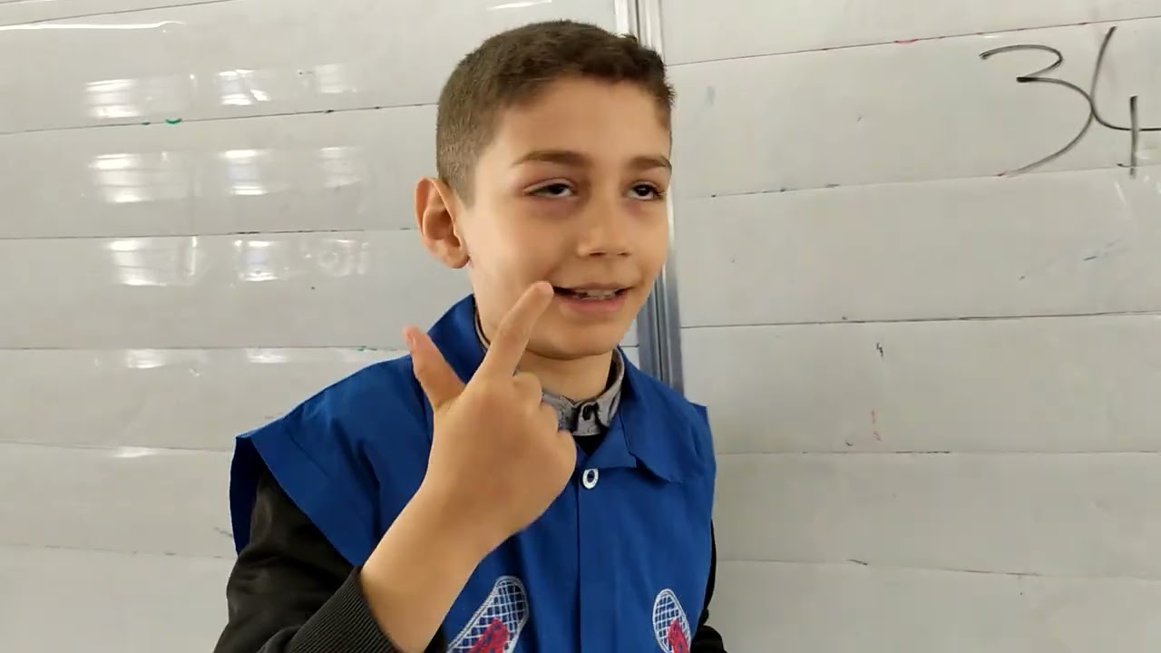 نصف العددين  : 7030/9052 ...السنة الثالثة ابتدائي 