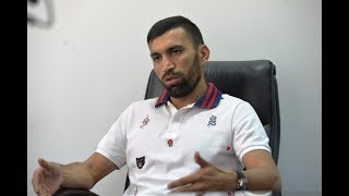 Azizbek Haydarov o'zbek futboli haqida qo'rqmay, dangal gapirdi (to'liq intervyu)