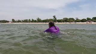 I crash my kite right on top of Jeff's head.  Kitemare no injuries easy recovery only hurt pride.