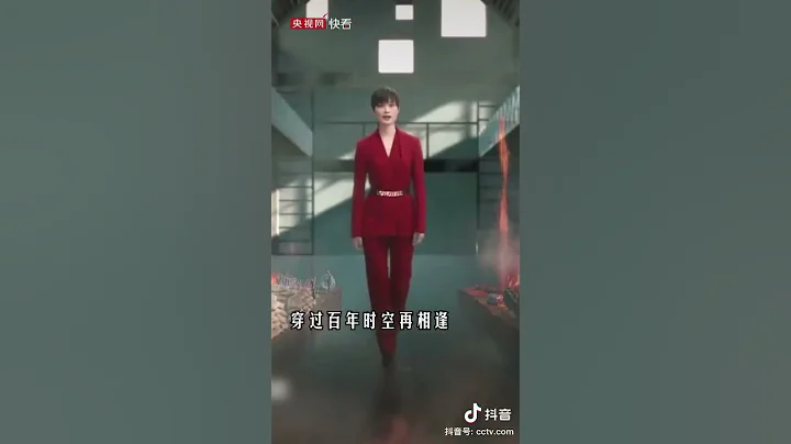 听哭了！李宇春演唱《时空》感人肺腑 | 中国音乐电视 Music TV - 天天要闻