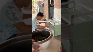 เก็บในตู้กับข้าวนี่ไง