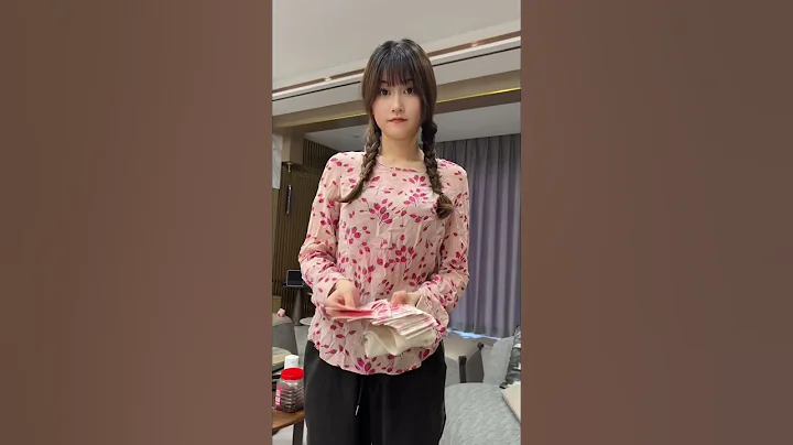 小保姆心疼我了，看我太忙，要買我的一天時間！#fyp#vlog#shorts#保姆#可愛#戀愛 - 天天要聞
