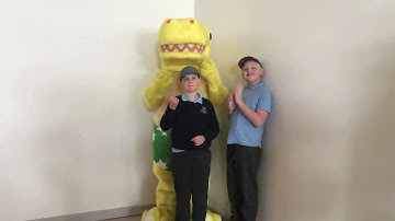 5 sleeps to go - Makaton Countdown to Christmas 2024