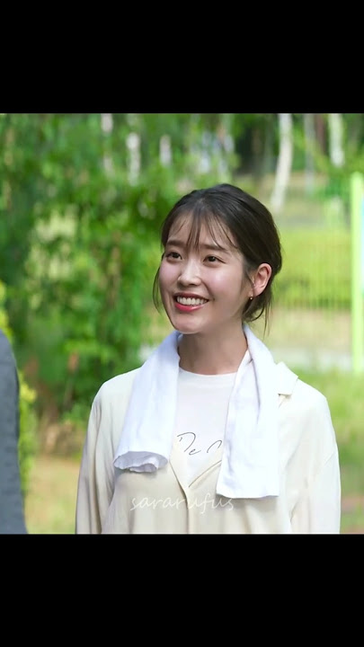 His reaction in the end 😅😂 #shorts #kdrama #parkseojoon #iu