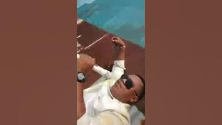 Penyanyi terbaik kota tidore hnya beliau.bapak yaser konoras..