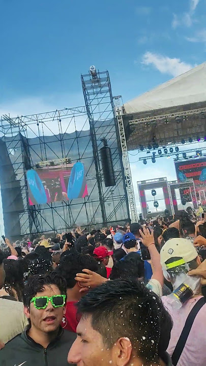 MARIANA FEST CARNAVAL MANTA VID 2025 03 03 170307