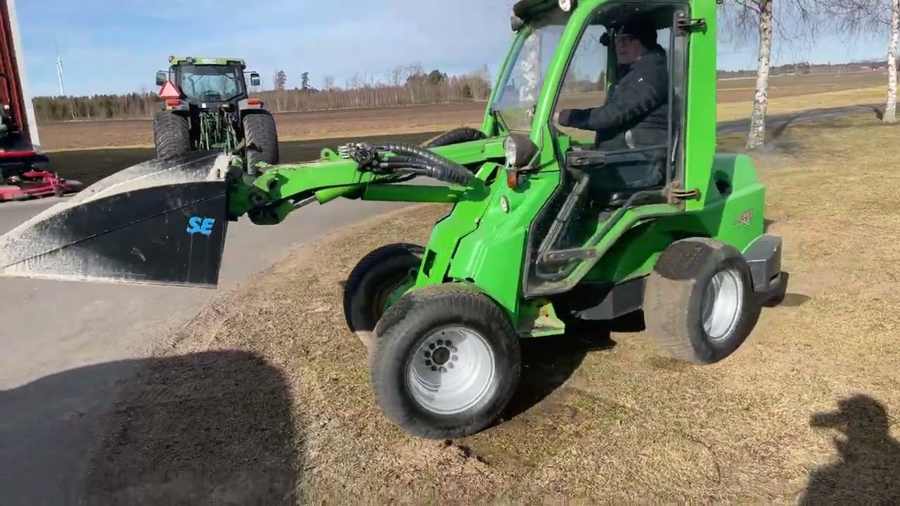 Kompaktlastare Avant 750/teleskoputskjut