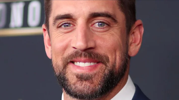 Aaron Rodgers' Rumored New Girlfriend Is Setting T...