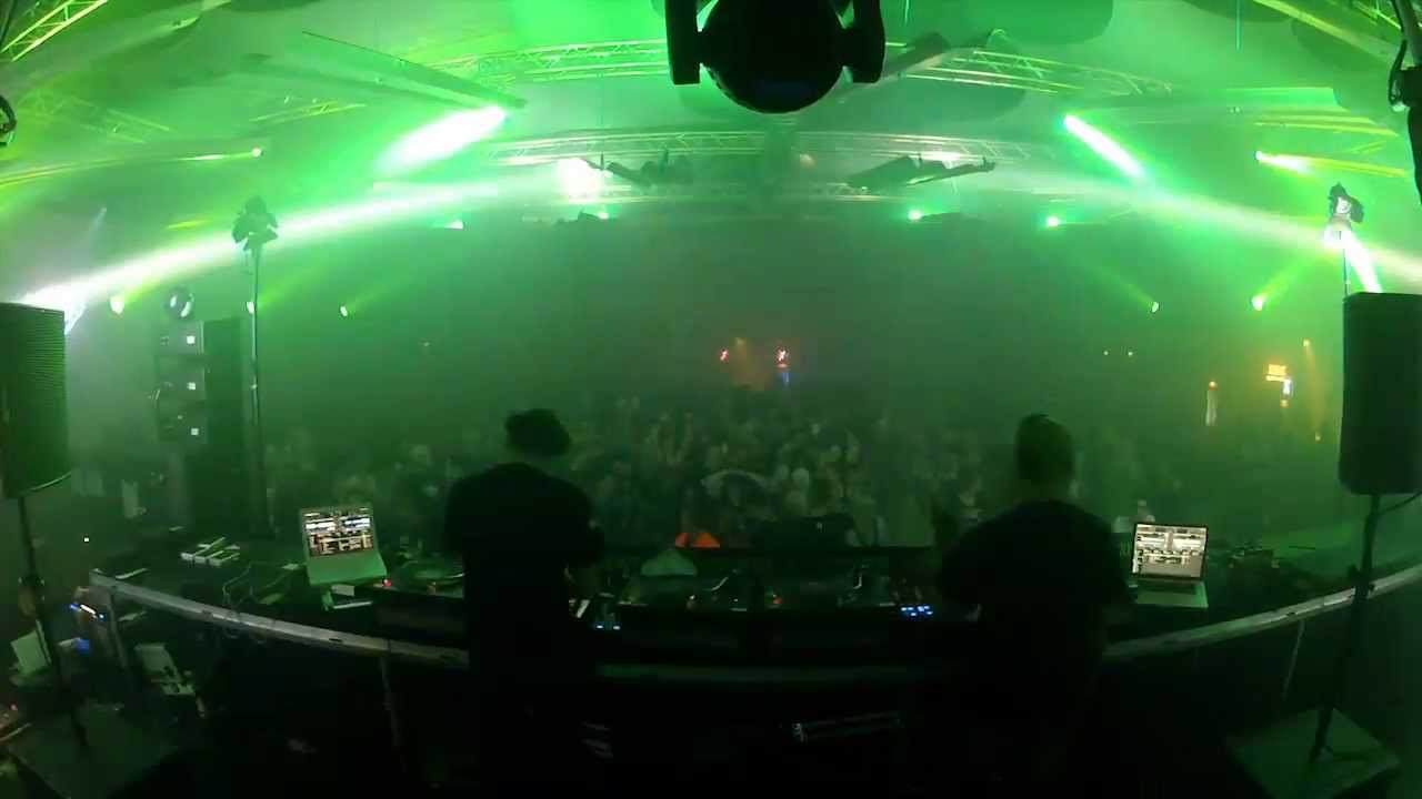 Matt M. Maddox & Feedi (4 Decks) / TOXICATOR 2012 / Maimarkthalle Mannheim / Videoset