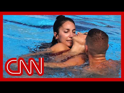 Swimmer who fainted underwater saved by coach