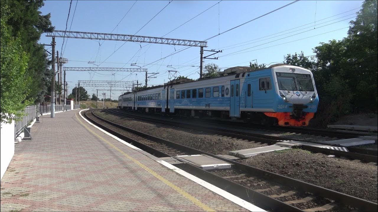 Электричка мекензиевы симферополь. Мекензиевы горы симферополь. Платформа 1531 км река. Электричка мекензиевы симферополь. Крымская железная дорога вагоны.