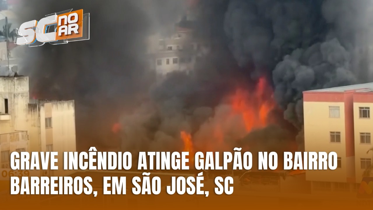 Incêndio atinge galpão no bairro Barreiros, em São José, nesta manhã