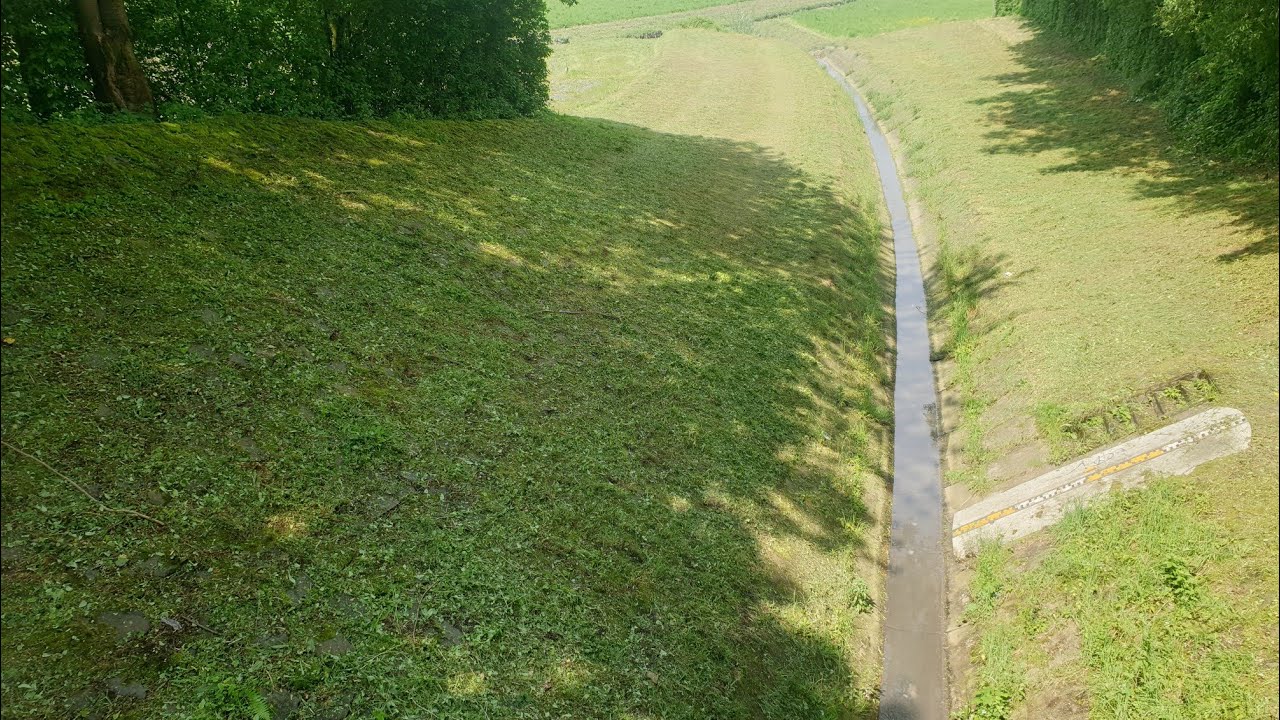 Köttelbecken - Diskussion mit Arbeitern - Borbecker Mühlenbach  Sälzerbach - EG Bauhof Stauraumkanal