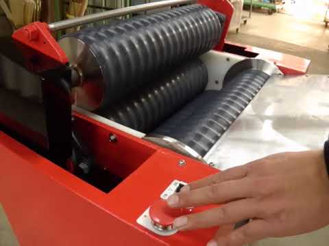 207459 ローリングプレス さぬき麺機 RP-300型P 試運転動画 - YouTube