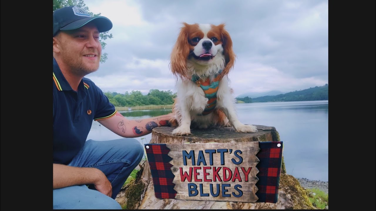 MatthewJago is live playing unplugged acoustic songs at home 🏡 🎵🎵🎉🎉🐒🐒🐕🛋