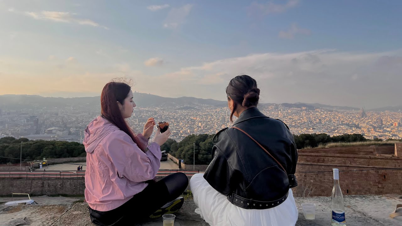 Spain Vlog April 2025 | From Rome to Barcelona & Peñíscola 🇪🇸