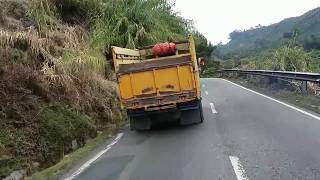 Download lagu Tanjakan Menuju Dieng Dari Wonosobo Bus Besar Tidak Bisa Sai Dieng Tanjakan Menuju Dieng Dari Wonosobo Bus Besar Tidak Bisa Sai Dieng