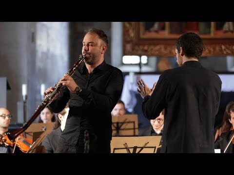 Mozart, Clarinet Concerto K622 (Tommaso Lonquich, basset clarinet - Orchestra Canova, Enrico Pagano)
