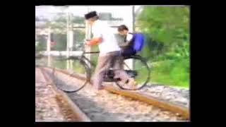 KTM - Don't Cross Railway Tracks (1995, Malaysia)
