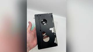 Rca Vca114 Motorized Cette Adapter Allows Vhs-C Tapes To Play In Vhs Vcr How Does It Work?