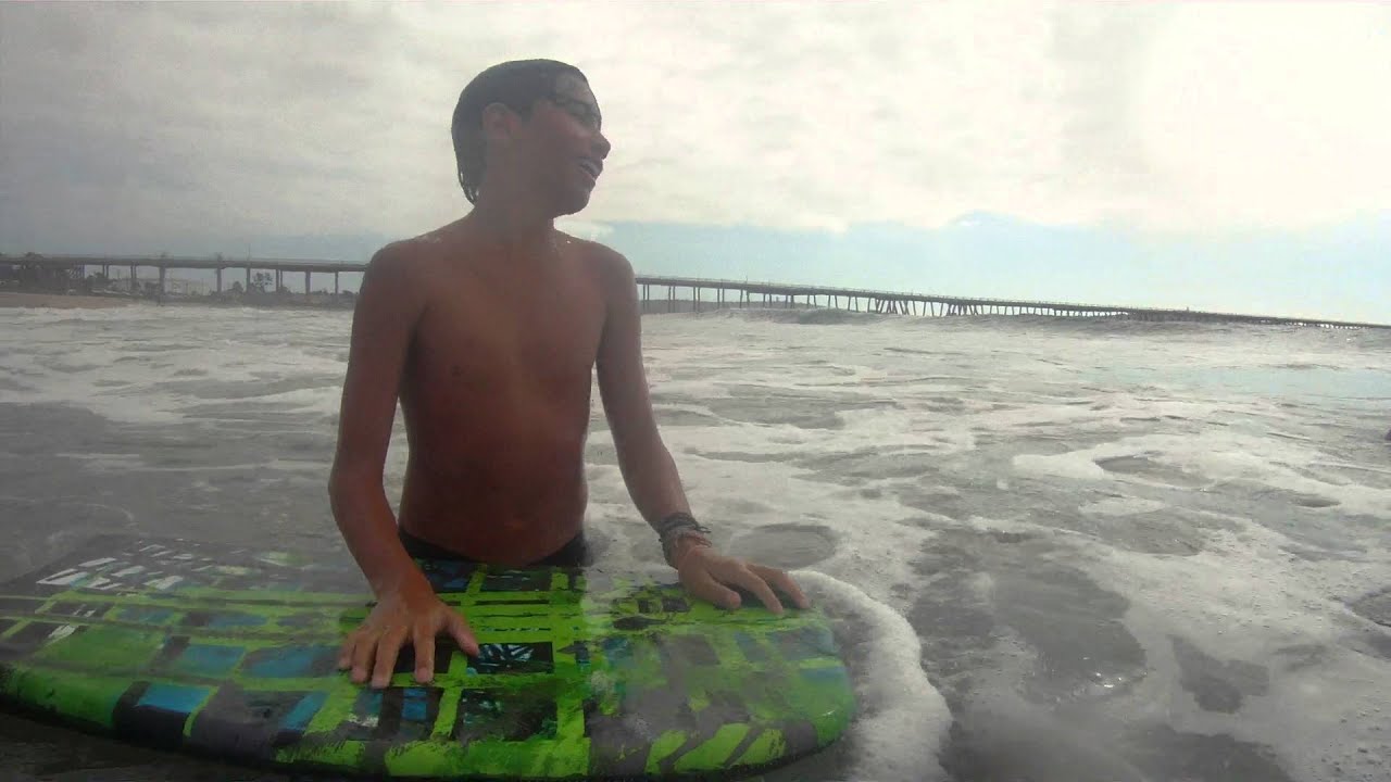 Marejas , Olas van al reves, Playa El Bato