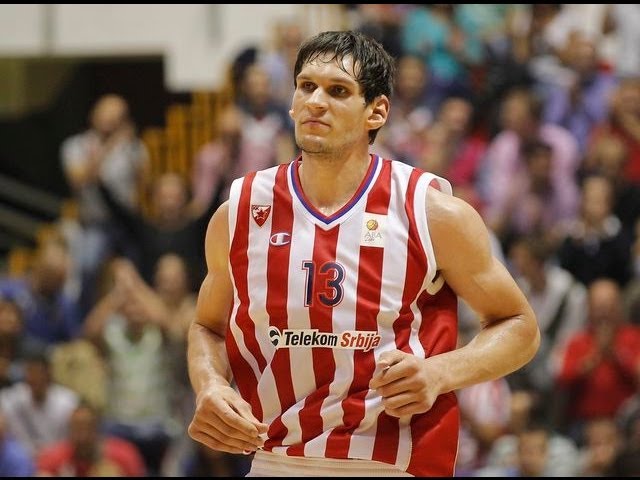 Boban Marjanovic leads Serbia to a win over the Dominican Republic / News 