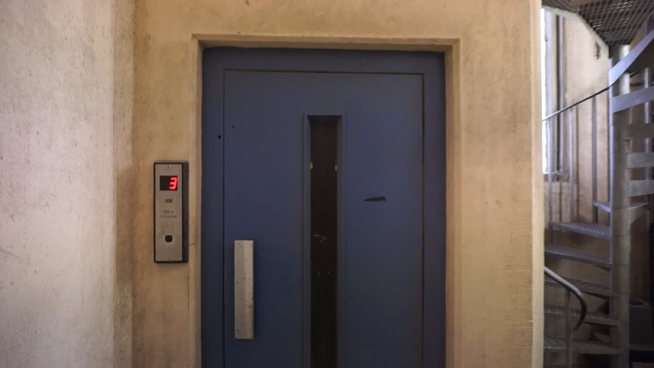 Brødr. Reber A/S (Schindler) traction elevator (mod by KONE) @ Holmen, Drammen, Norway