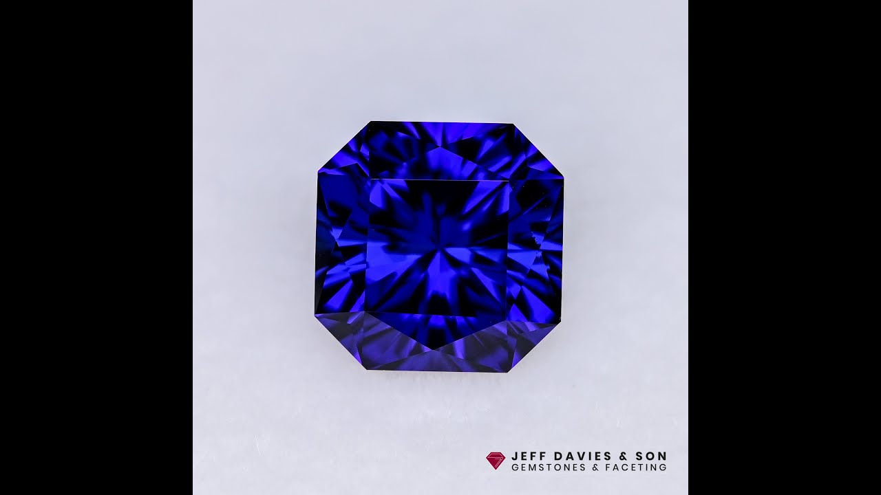5.09ct LAB deep Royal Blue Sapphire - Pulled Czochralski