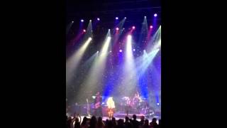 Avril Lavigne - Rock N Roll