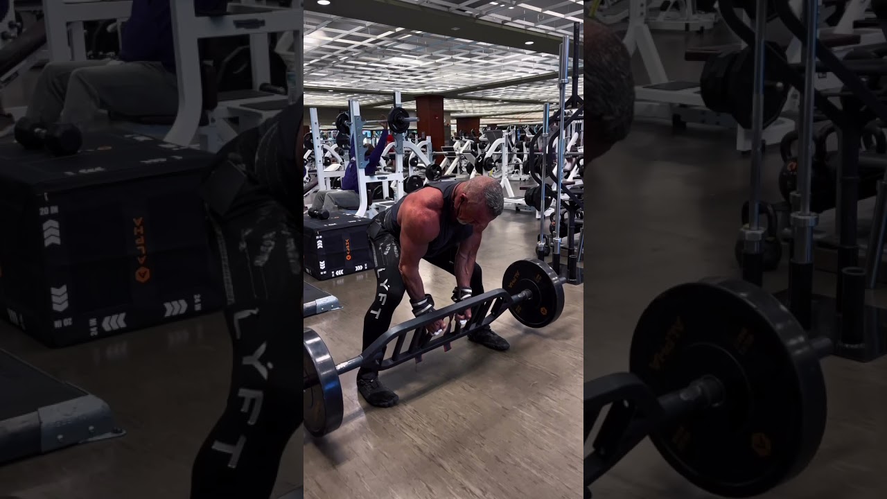 Try rowing with a parallel grip to get maximum middle back contraction