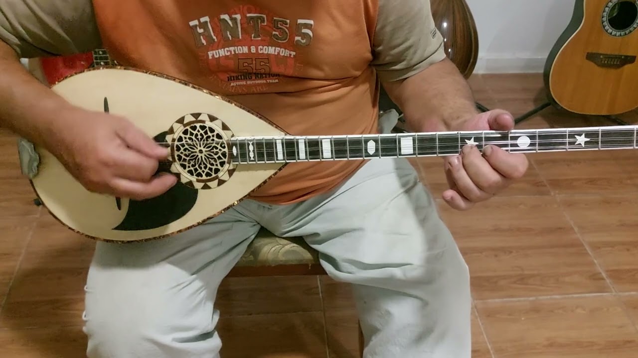 νέο ταμπουρομπουζοκο με βαθύ ήχο τιμή 750 ευρω