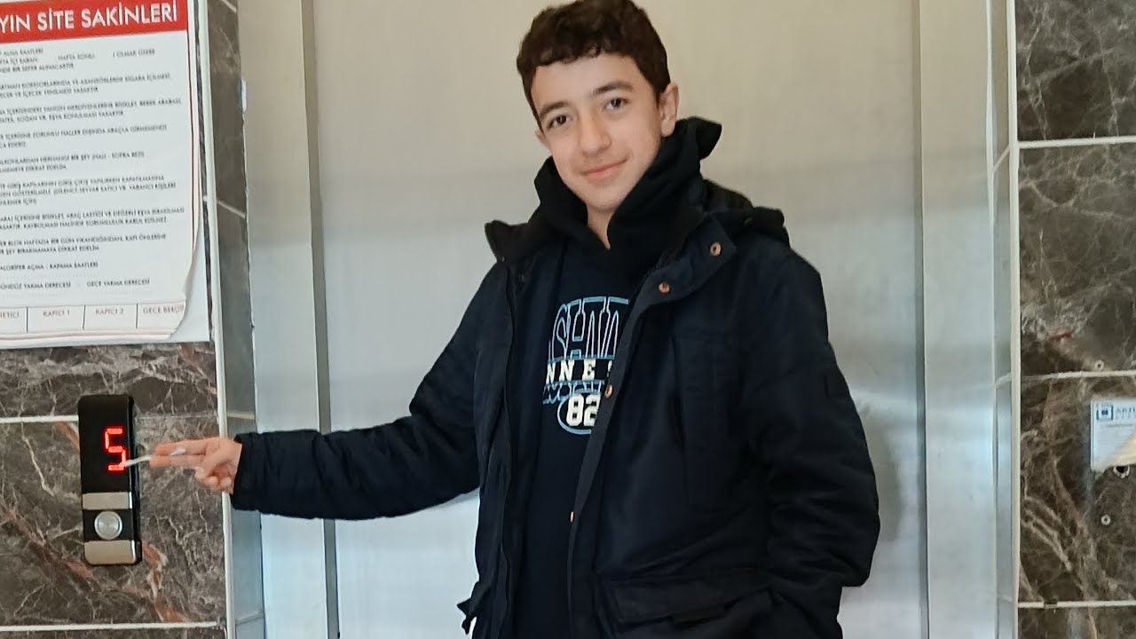 ASANSÖR KAPIŞMASI 3